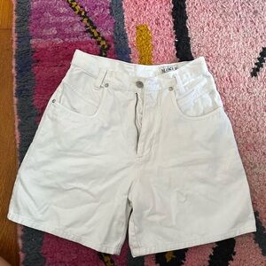 Vintage Women’s White 100% cotton high waist Jean shorts denim wide leg